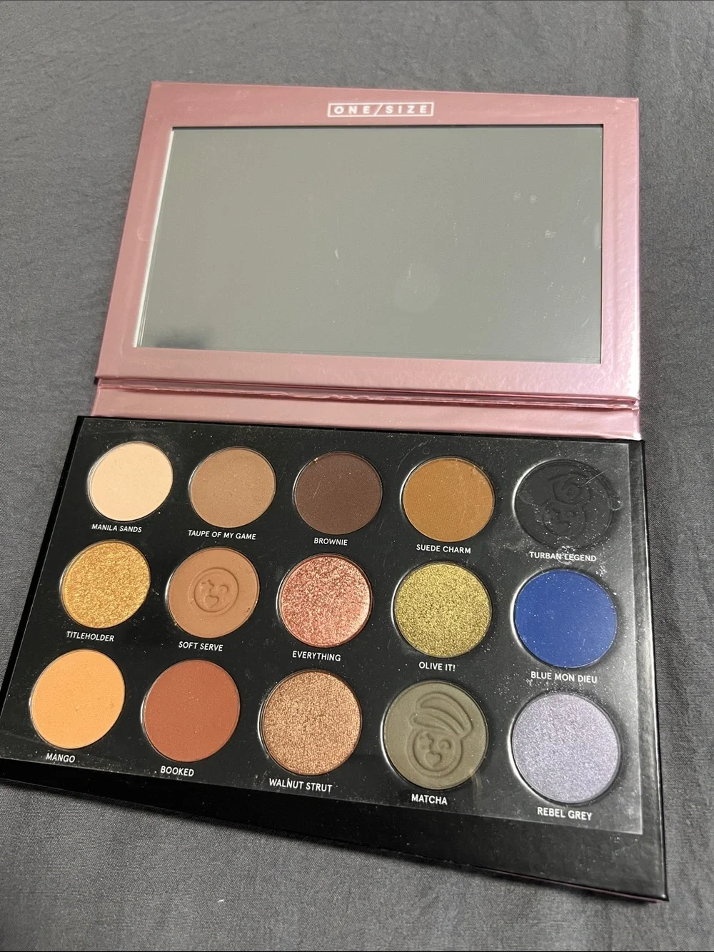 ONE/SIZE Eye Shadow Palette